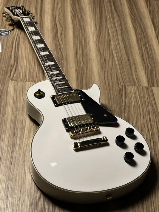 Soloking SLC60 in Alpine White with Gold Hardware