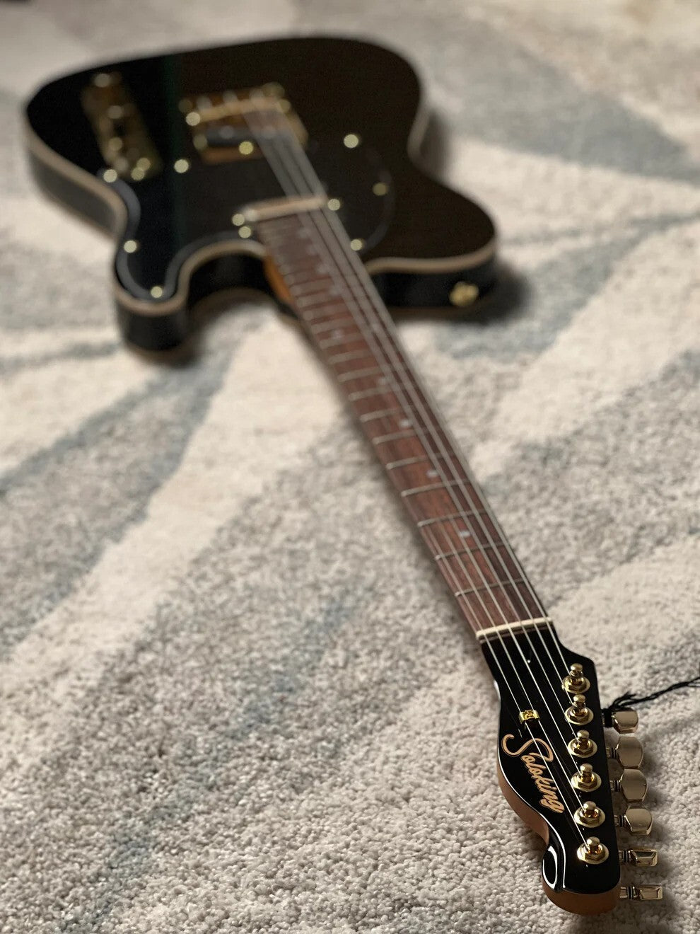 Soloking MT-1 Tribute 60s with Rosewood FB in Black Beauty with Gold Hardware