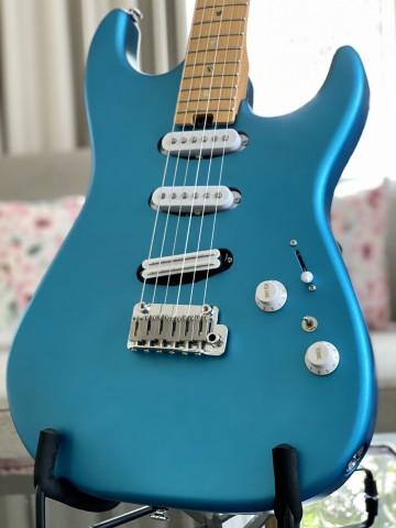 Soloking MS-1 Custom 22 SSS in Satin Electric Blue Matte with Roasted Maple Neck and Alder Body