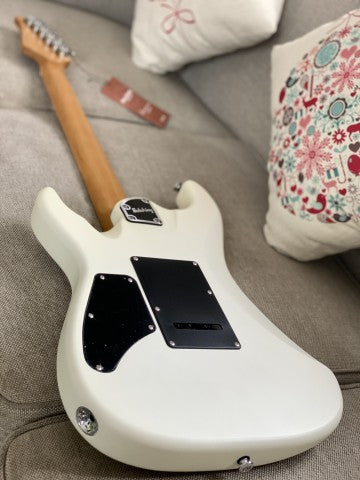 Soloking MS-1 Custom 24 HH in Satin White Matte with Roasted Maple Neck and Alder Body