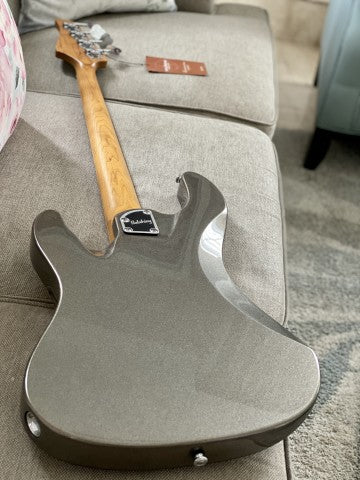 Soloking MJ-1 Classic Bass in Pewter Grey with Roasted Maple Neck