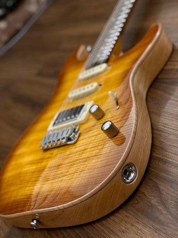 Soloking MS-1 Custom 22 HSS FM Flat Top in Honeyburst (Nafiri Music Special Run)