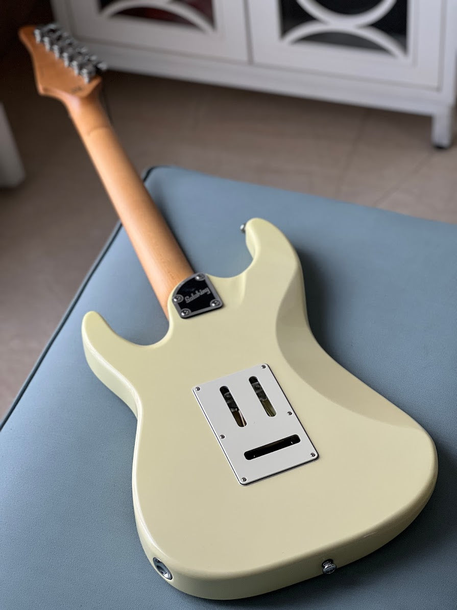 Soloking MS-11 Classic MKII with Roasted Maple FB in Vintage White