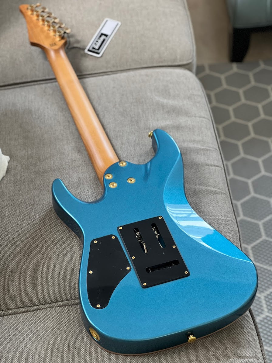Soloking MS-1 Custom 22 HSS Flat Top Roasted Maple FB in Pelham Blue Nafiri Special Run