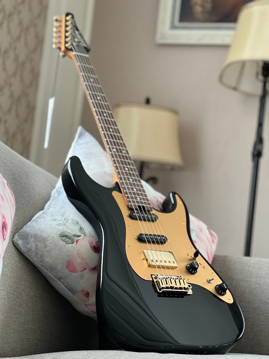 Soloking MS-1 Classic MKII in Black Beauty Anodized Gold Pickguard Nafiri Special Run