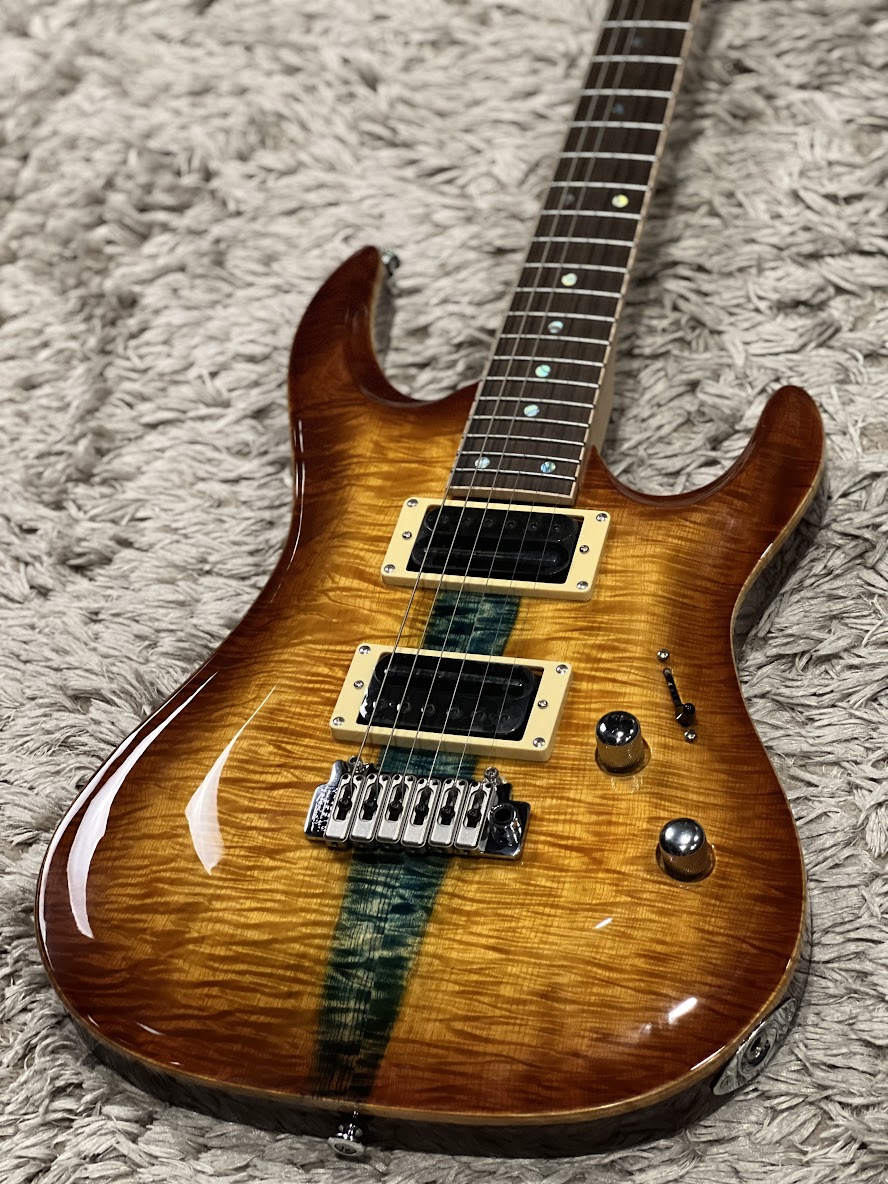 Soloking E-160 Custom Edge Series in Honeyburst with Blue Stripe