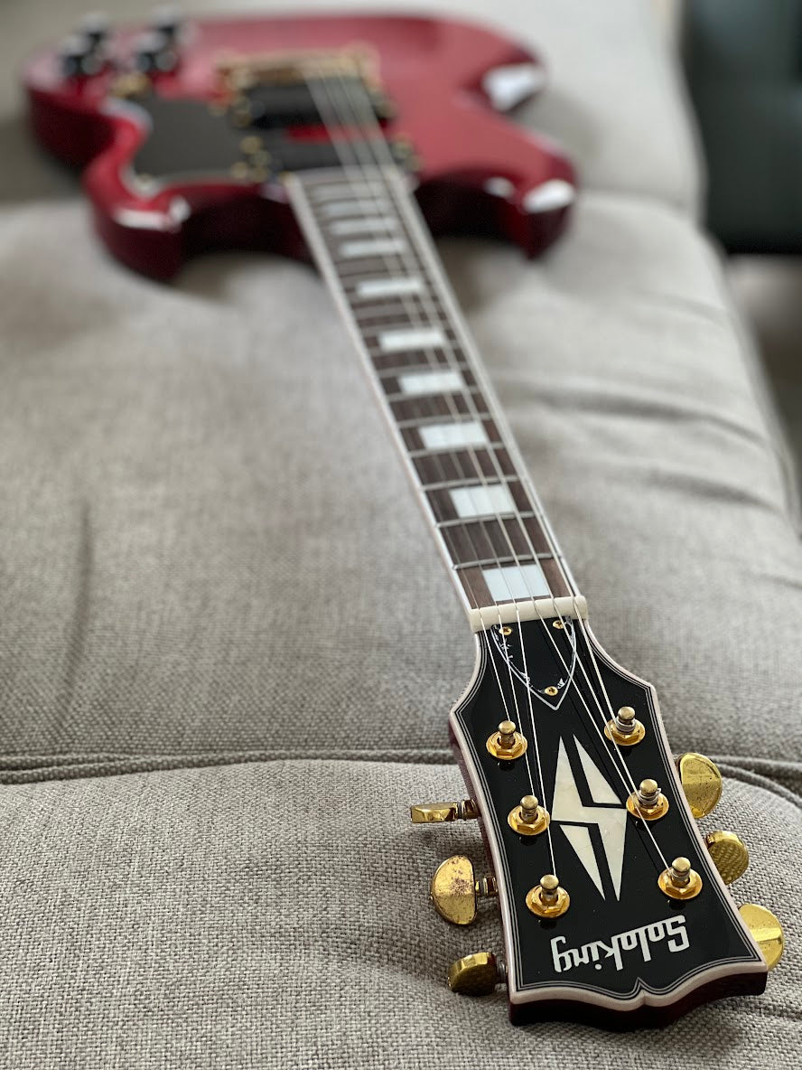 Soloking SG60 in Transparent Red Cherry MOD with Fishman Fluence