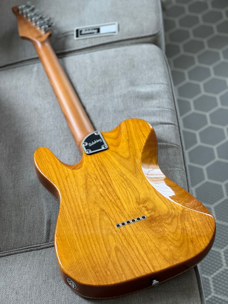 Soloking MT-1 FM Artisan with Solid 5A Flame Top in Honeyburst