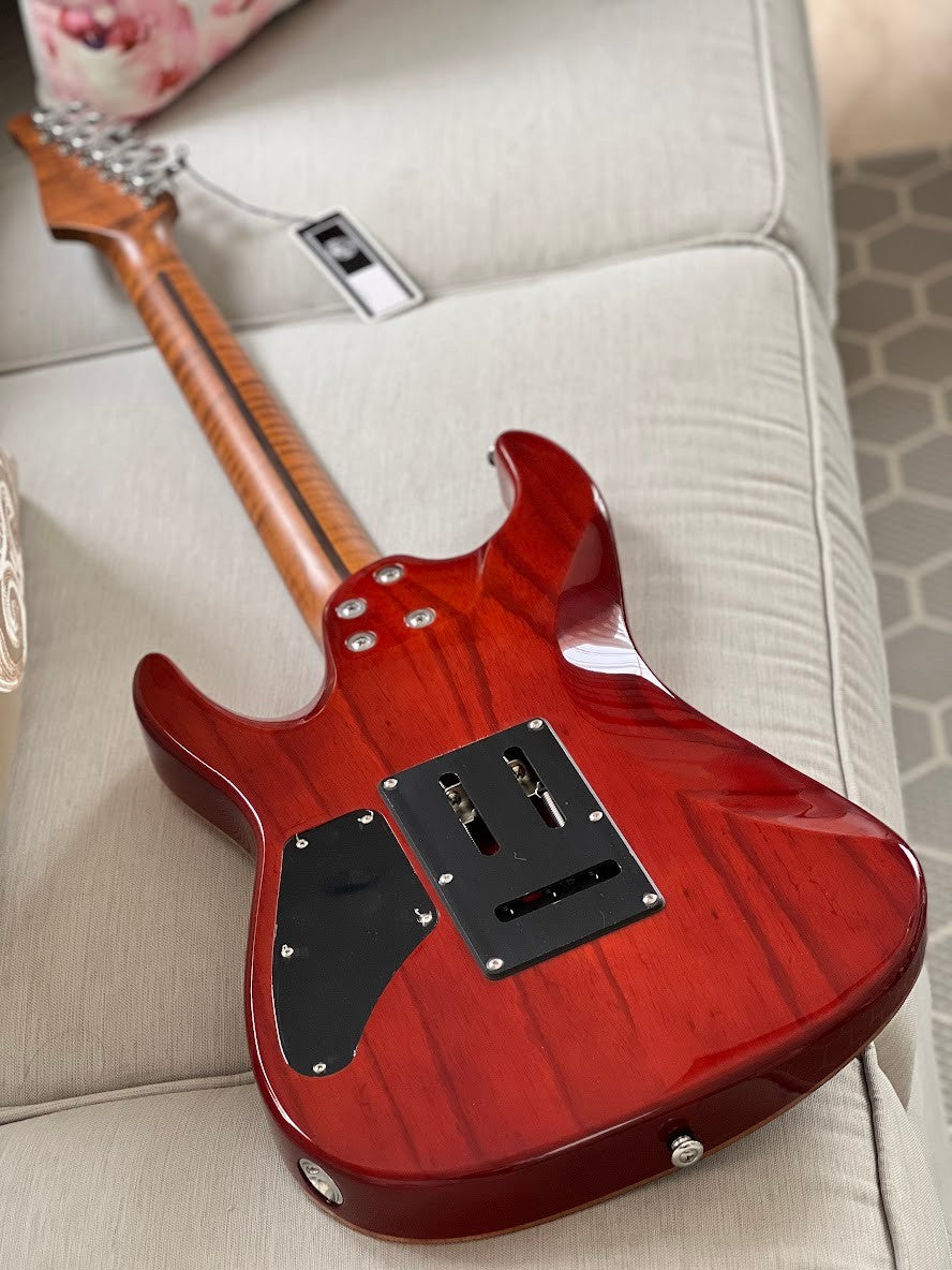 Soloking MS-1 Custom 22 HSS Flat Top Elite with One Piece Roasted Flame Neck in Purple Surf