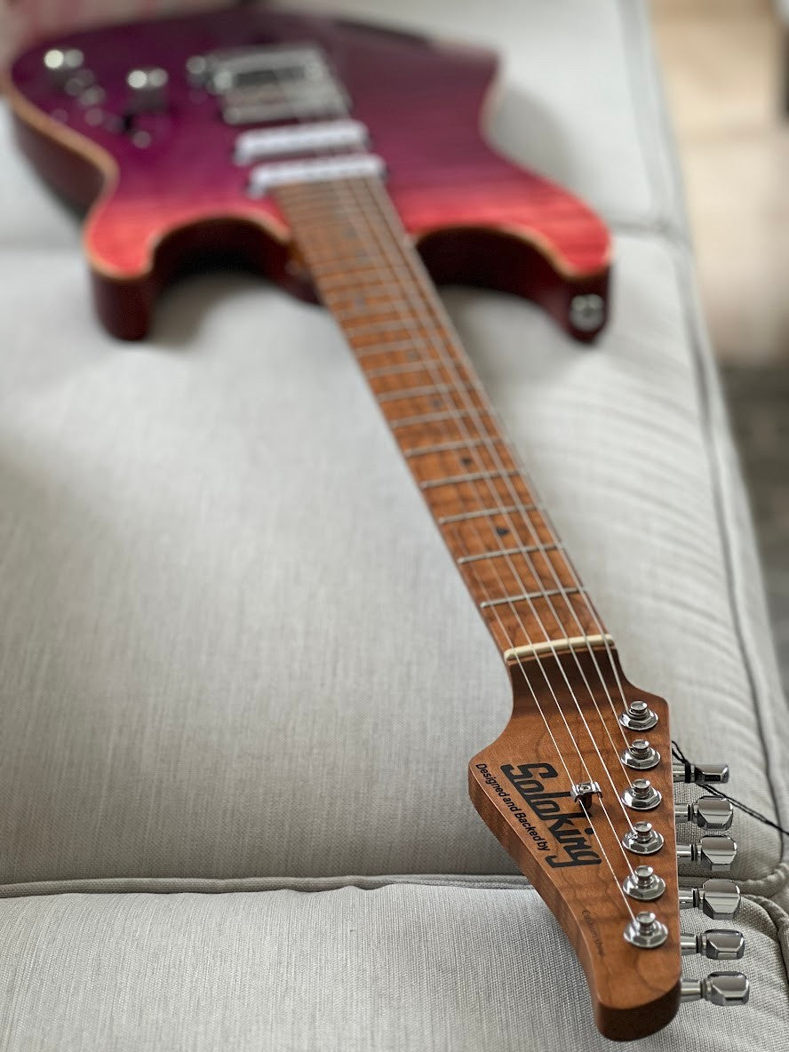 Soloking MS-1 Custom 22 HSS Flat Top Elite with One Piece Roasted Flame Neck in Purple Surf