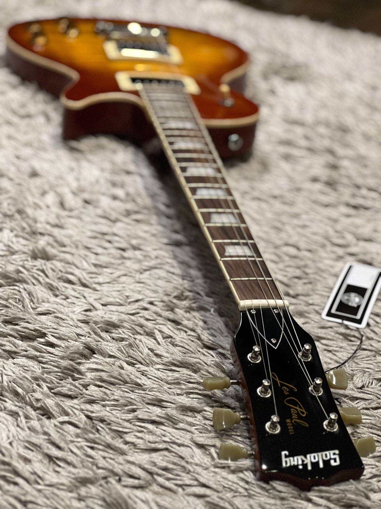 Soloking SLS60FM Deluxe in Honeyburst