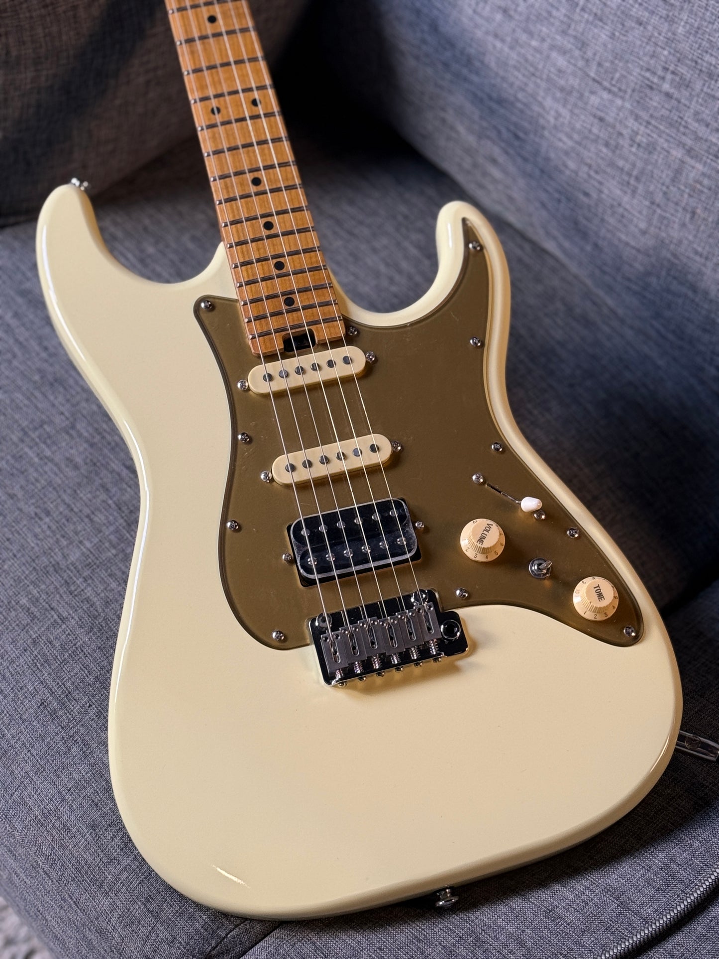 Soloking MS-1 Classic MKII in Vintage White with Roasted Maple FB Nafiri Special Run