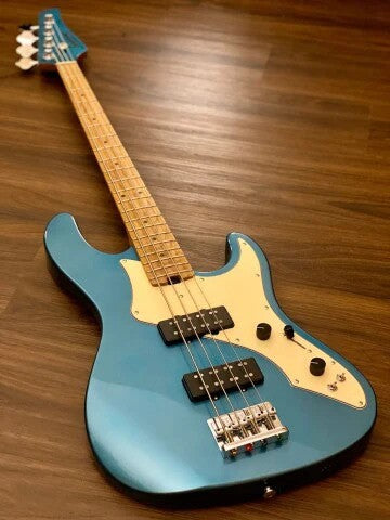 Soloking MJ-1 Classic Bass in Lake Placid Blue with Roasted Maple Neck