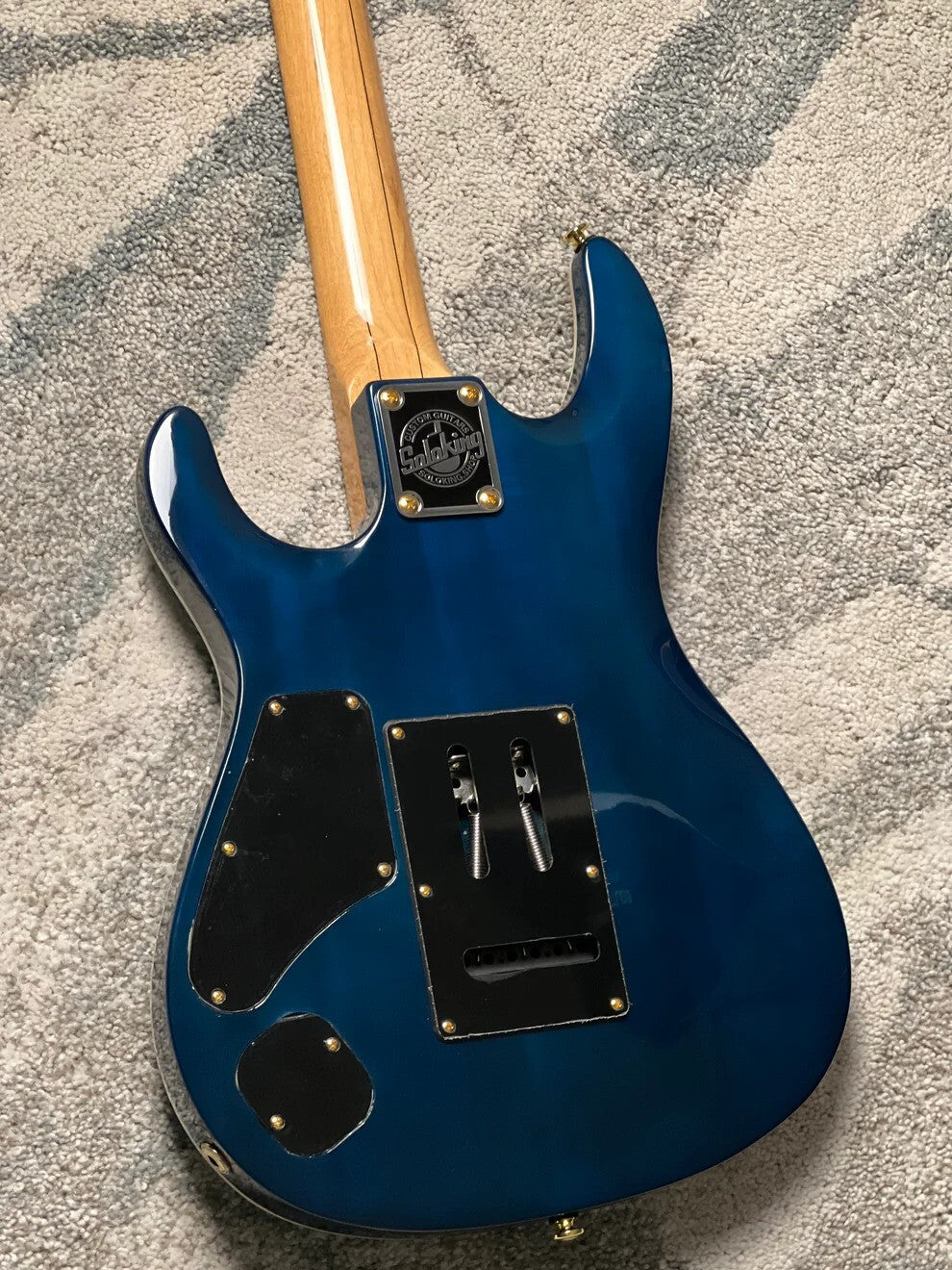Soloking SM-22 HH QM Shredmaster with Blue Tinted Flame Maple FB in Sapphire Blue