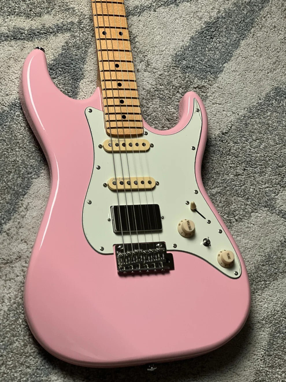 Soloking MS-1 Tribute in Shell Pink