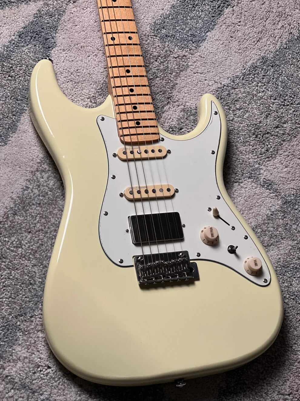 Soloking MS-1 Tribute in Vintage White