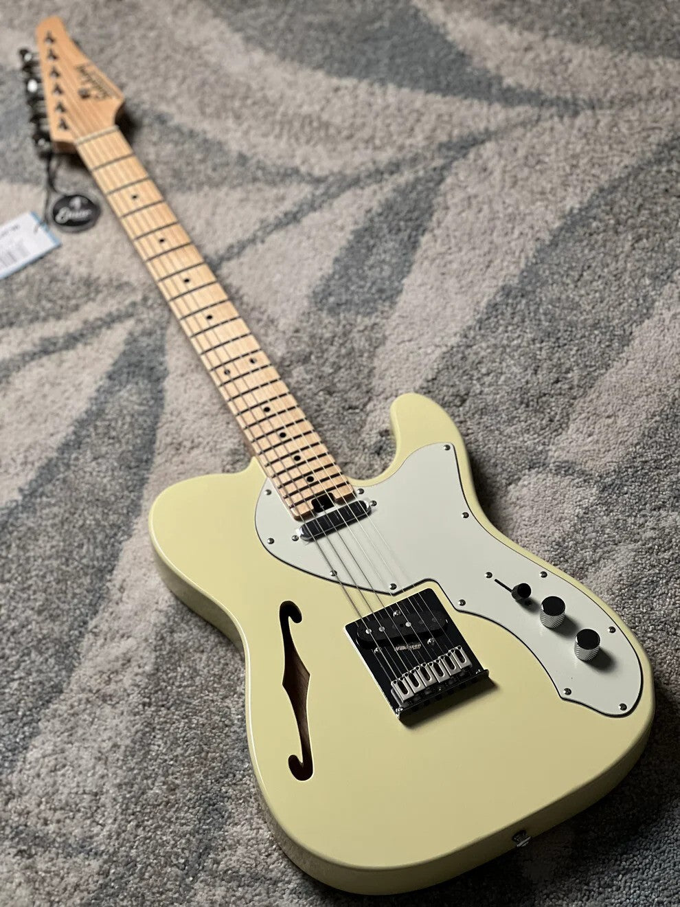 Soloking MT-1 Thinline in Vintage White