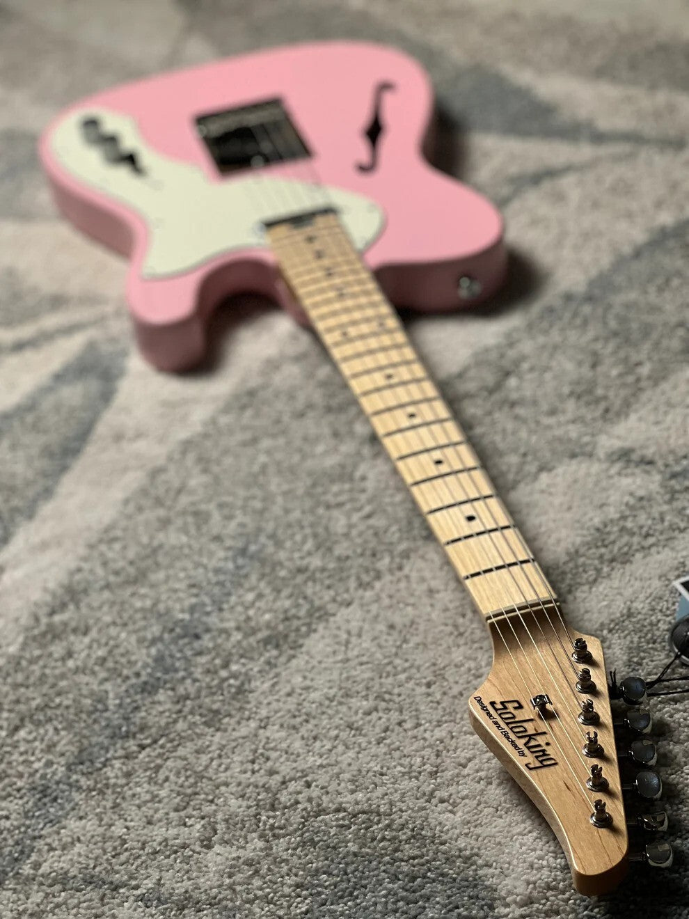 Soloking MT-1 Thinline in Shell Pink