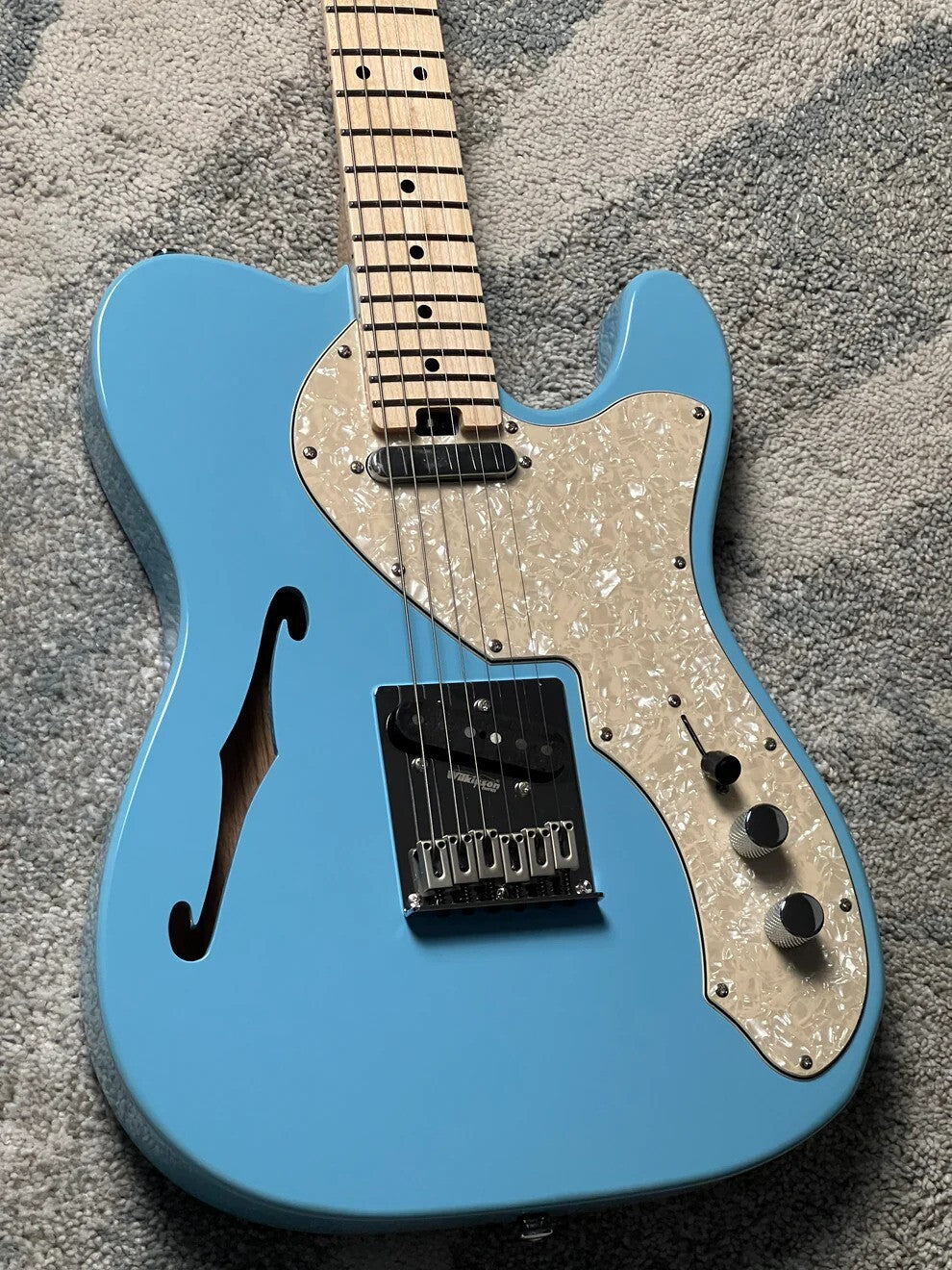 Soloking MT-1 Thinline in Sonic Blue