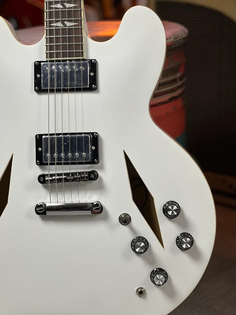Soloking SDG-335 Dave Grohl Style Tribute in Alpine White