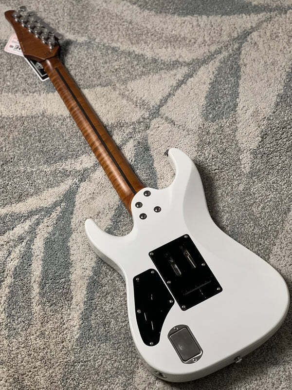 Soloking MS-1 Custom 24 HH Quilt FMN in Malibu Sunset Surf Fade White Back JESCAR with Fishman Fluence