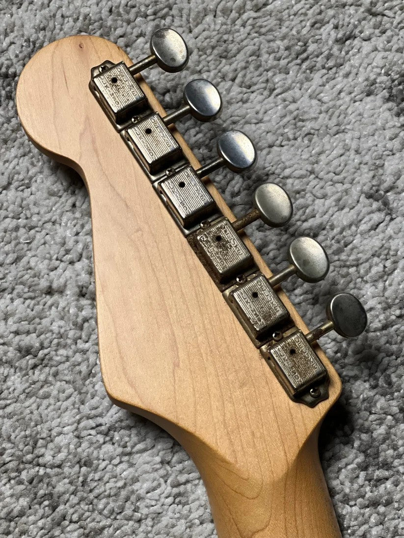 Soloking MS-1 Tribute 50s Relic with Maple FB in 3-Tone Sunburst