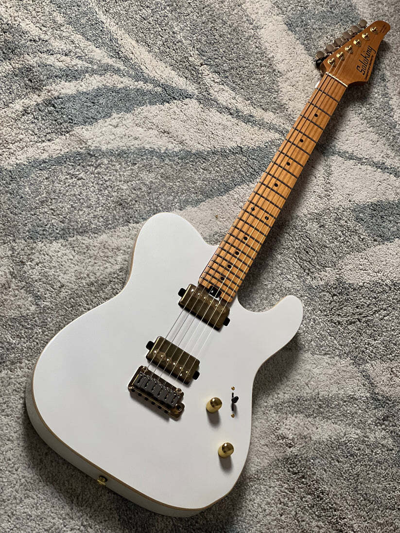 Soloking MT-1 Modern HH MKII in Pearl White Metallic with Roasted Maple FB and Gold Hardware
