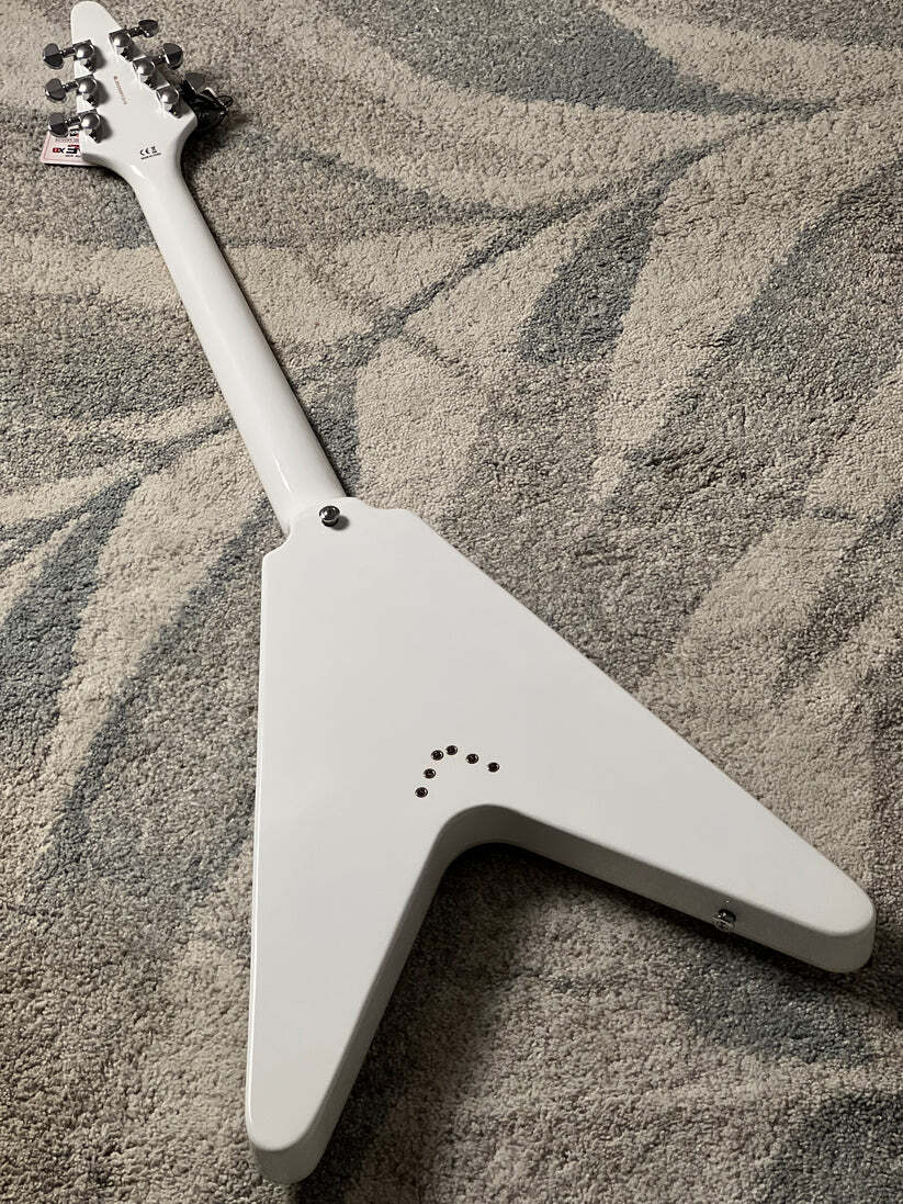 Soloking FV Custom in Alpine White JESCAR