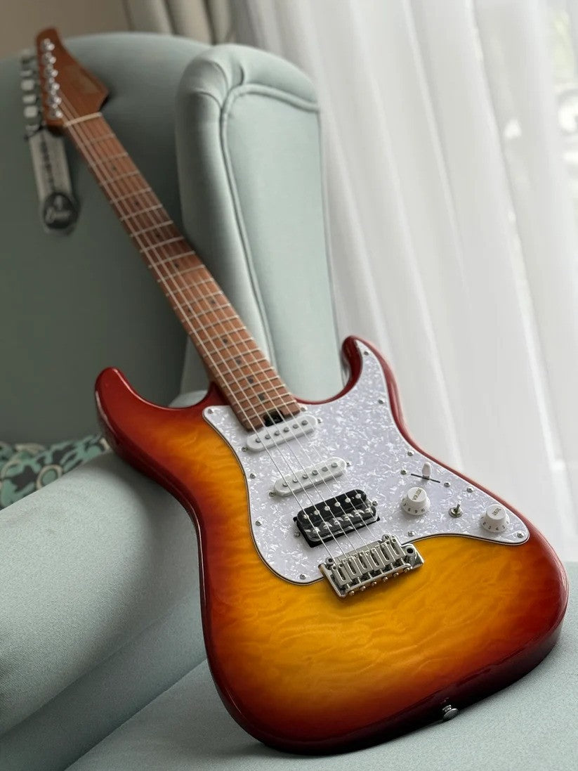 Soloking MS-1 Classic MKII in Aged Honeyburst with Roasted Maple FB and 5A Quilt Top