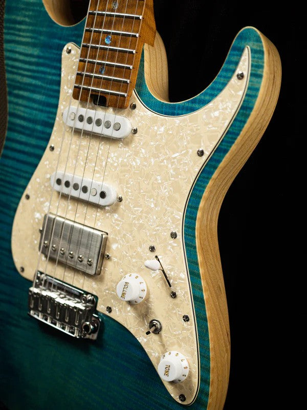 Soloking MS-1 Classic Flat Top FMN Roasted Flame Maple Neck in Jeans Pacific Blue