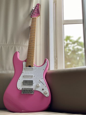 Soloking MS-1 Classic in Shelby Pink with Roasted Maple Neck