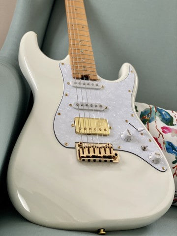 Soloking MS-1 Classic MKII in Olympic White with Gold Hardware and Roasted Maple FB