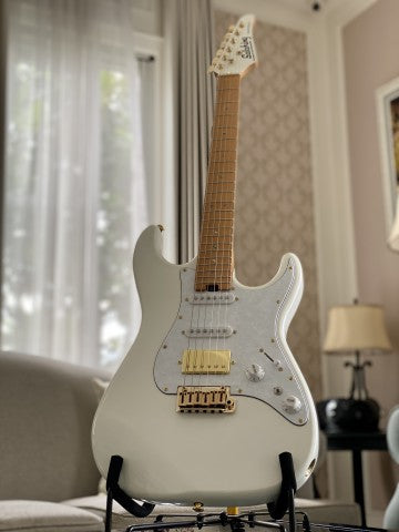 Soloking MS-1 Classic MKII in Olympic White with Gold Hardware and Roasted Maple FB
