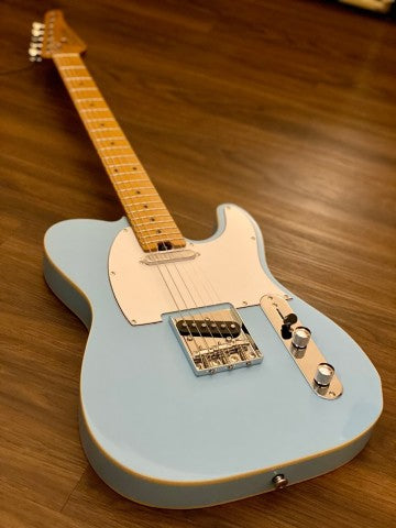 Soloking T-1B Vintage MKII with Roasted Maple Neck and FB in Sonic Blue