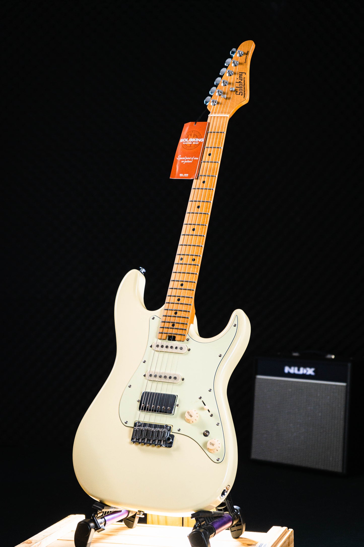 Soloking MS-1 Classic in Vintage White with Roasted Maple Neck and FB