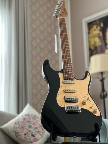 Soloking MS-1 Classic MKII with Roasted Maple FB in Black Gold Pickguard Nafiri Special Run