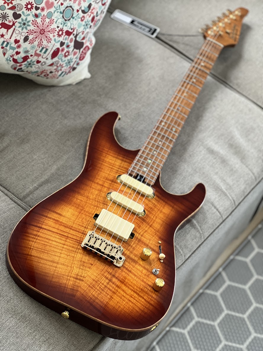 Soloking MS-1 Custom 22 HSS Flat Top One Piece Roasted Flame Neck in Bengal Burst