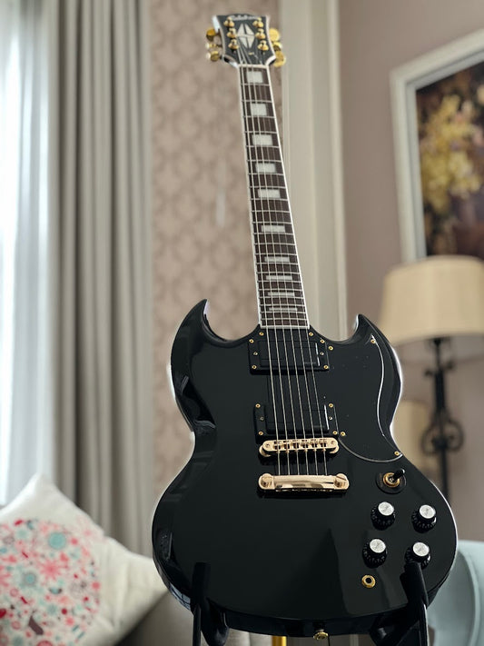 Soloking SG60 in Black Beauty MOD with Fishman Fluence
